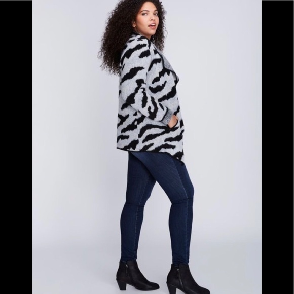 EUC Winter Camo Print Cozy Jacquard Overpiece - Picture 6 of 16